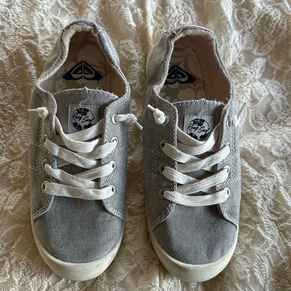 Roxy tennis shoes - Picture 1 of 6